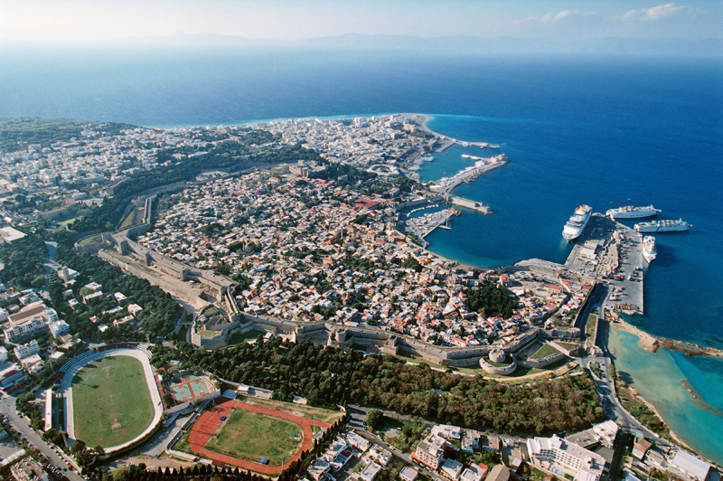 64.000 διεθνείς τουρίστες στα νησιά του Ν.Αιγαίου τον Μάιο με 520 πτήσεις