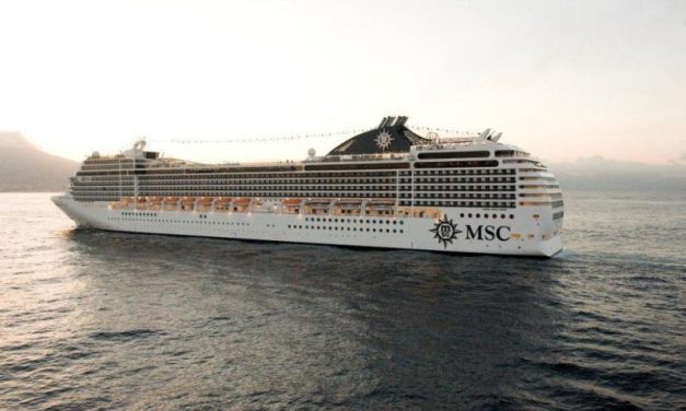 Το MSC POESIA από Πειραιά