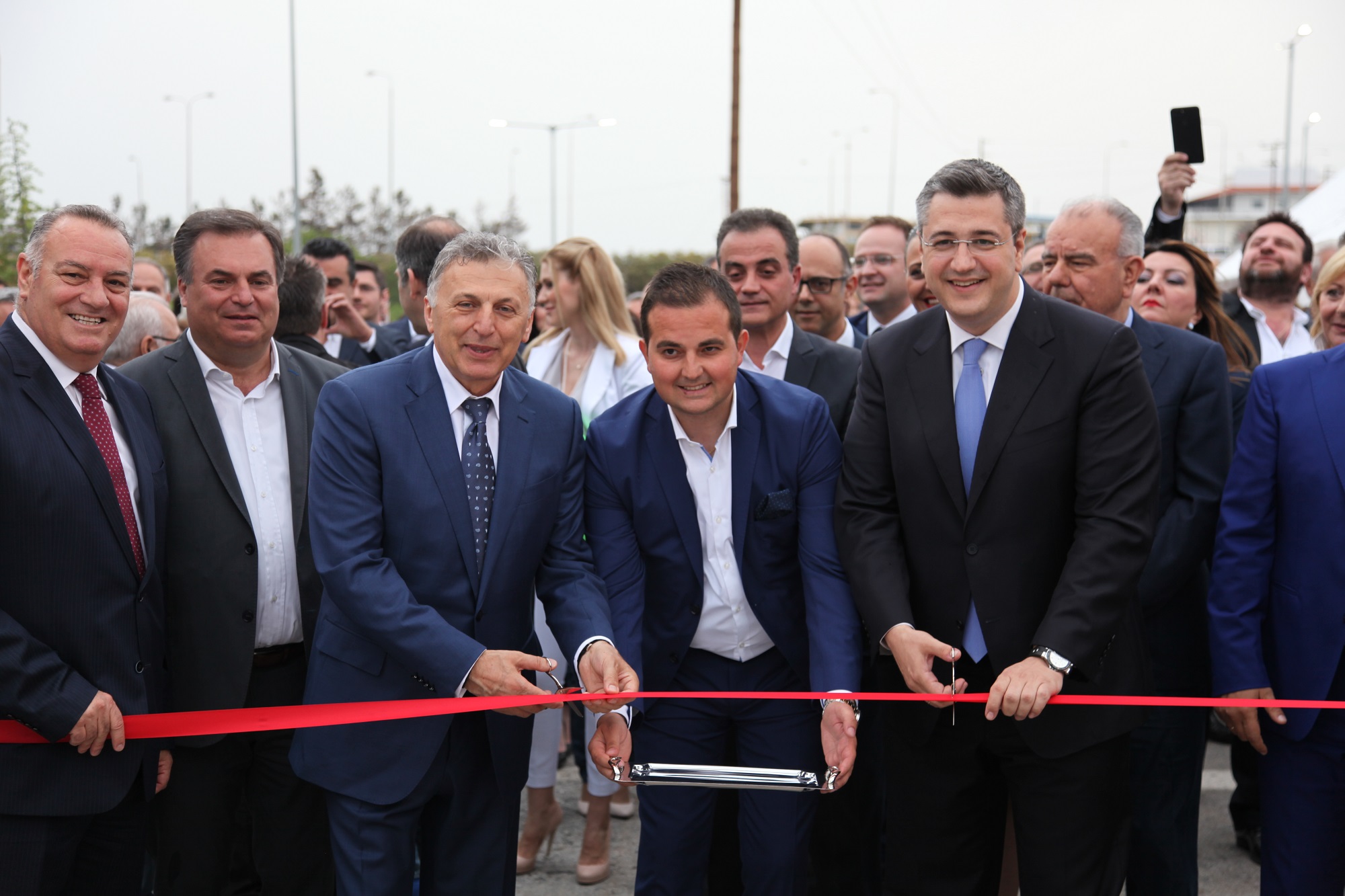 Εγκαίνια στο Enigma Mall του Ομίλου Μουζενίδη