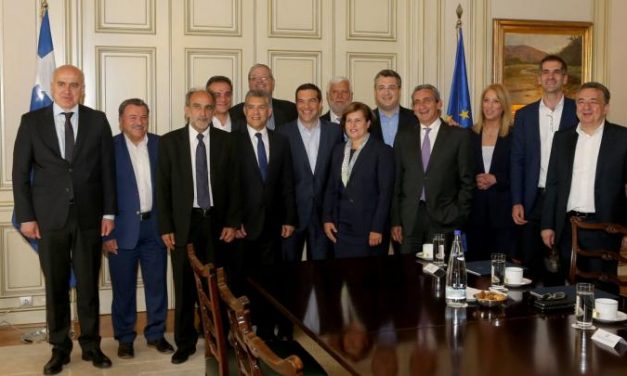 Σε εθνικό διάλογο η παραγωγική ανασυγκρότηση