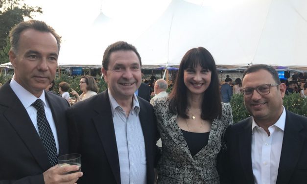 Η Υπουργός Τουρισμού κα Έλενα Κουντουρά στην εκδήλωση-θεσμό  Blue Dream στη Νέα Υόρκη