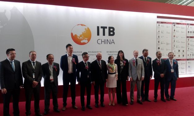 H Υπουργός Τουρισμού Έλενα Κουντουρά εγκαινίασε ως επίτιμη προσκεκλημένη την κορυφαία τουριστική έκθεση ITB China στη Σαγκάη