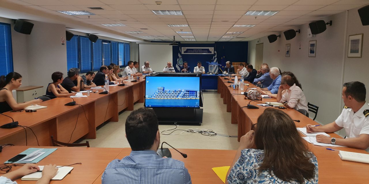 Σύσκεψη με εκπροσώπους ακτοπλοϊκών εταιρειών για το πληροφοριακό σύστημα που θα υποστηρίξει το Μεταφορικό Ισοδύναμο -Υφυπουργός  Νεκτάριος Σαντορινιός