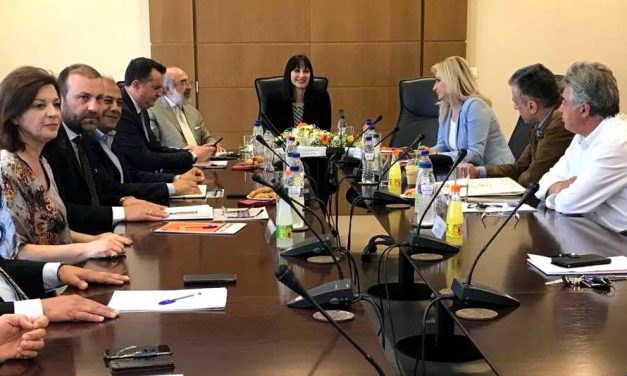 Σε Αλεξανδρούπολη και Καβάλα η Υπουργός Τουρισμού  Έλενα Κουντουρά