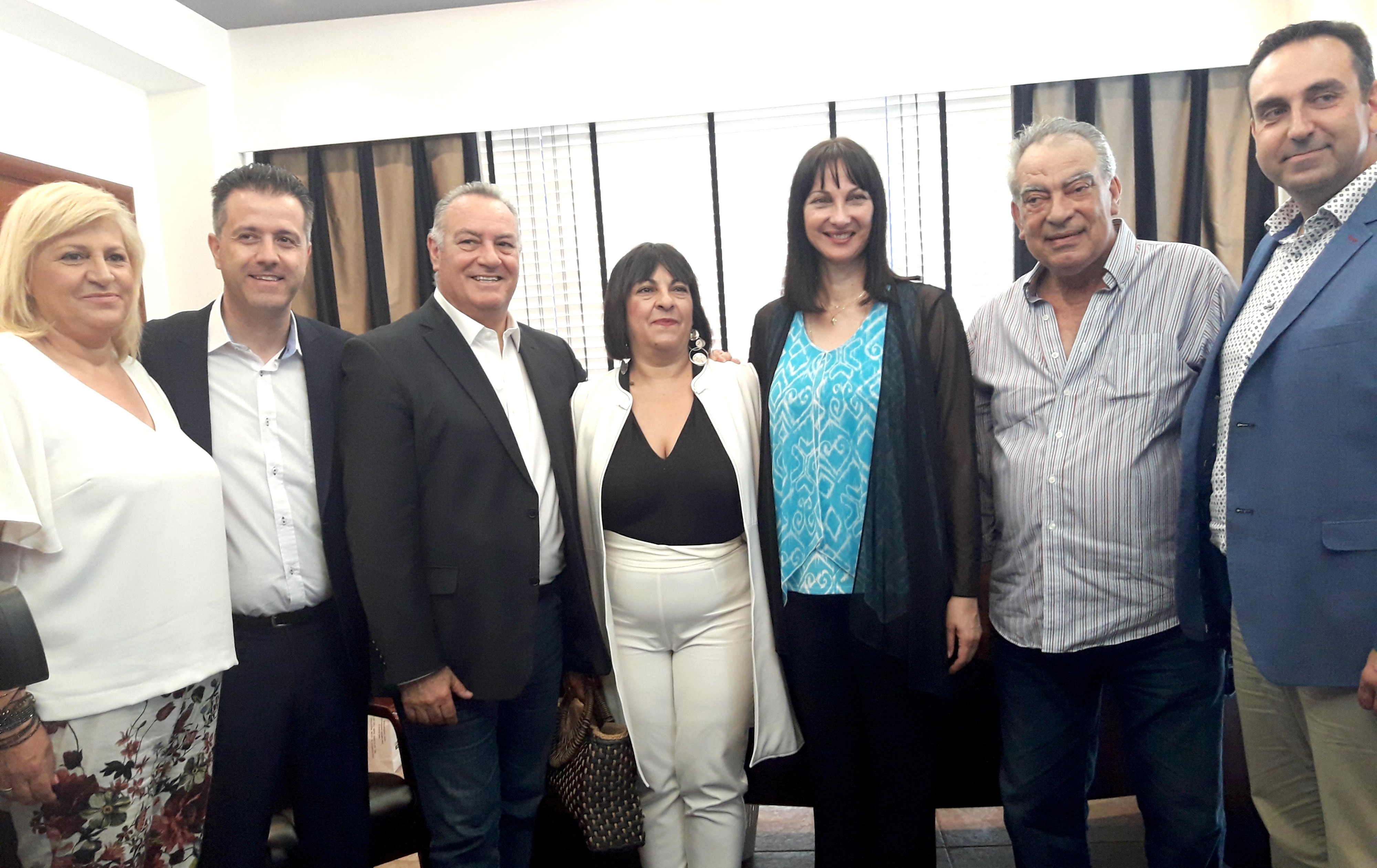 Ευρεία σύσκεψη της Υπουργού Τουρισμού Έλενας Κουντουρά με τις τοπικές αρχές και φορείς της Χαλκιδικής