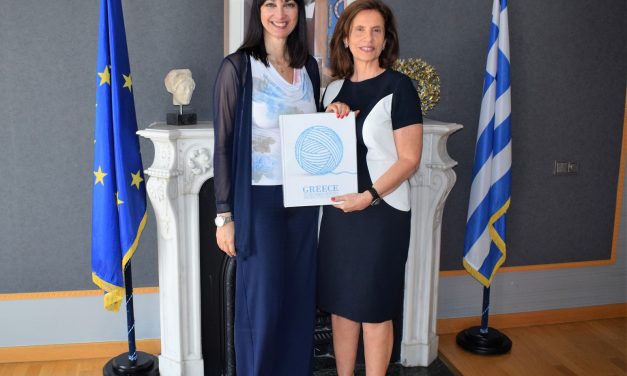 Συνάντηση της Υπουργού Τουρισμού Έλενας Κουντουρά με την Πρέσβη του Λιβάνου Ντόνα Μπαρακάτ για την ενδυνάμωση της τουριστικής συνεργασίας