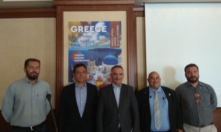 Με μεγάλη επιτυχία και προσέλευση εκπροσώπων τύπου, ΜΜΕ, blogs, και φορέων, πραγματοποιήθηκε η Συνέντευξη Τύπου στη Θεσσαλονίκη για την παρουσίαση του 16ου ετήσιου Συνεδρίου του Ευρωπαϊκού Συμβουλίου Αδελφοτήτων Γαστρονομίας & Οινολογίας