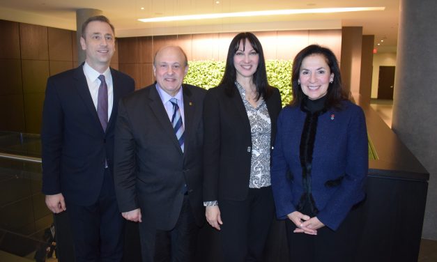 Συνάντηση της Υπουργού Τουρισμού  Έλενας Κουντουρά με τον Υπουργό Τουρισμού του Οντάριο Michael Tibollo για την προώθηση του ελληνικού