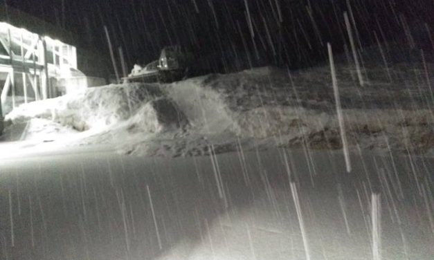 Χιονόπτωση σημειώνεται στον Παρνασσό