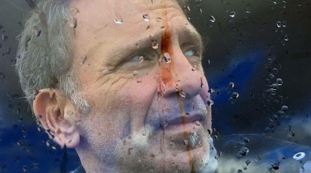 Γιάννης Μπεχράκης: «Είδα την ελπίδα μέσα σε αυτή την κρίση»