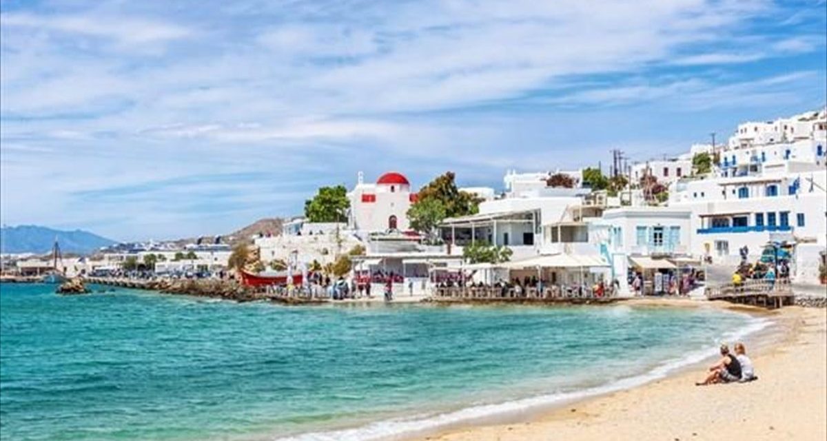 Airbnb: Οι πιο δημοφιλείς προορισμοί για το 2020, πoιο ελληνικό νησί ξεχωρίζει