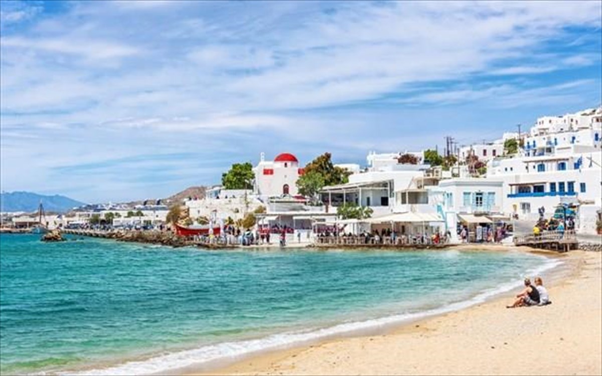 Airbnb: Οι πιο δημοφιλείς προορισμοί για το 2020, πoιο ελληνικό νησί ξεχωρίζει