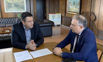 Συνάντηση του Περιφερειάρχη Κεντρικής Μακεδονίας Απόστολου Τζιτζικώστα με τον Υπουργό Εσωτερικών Τάκη Θεοδωρικάκο για αντιπλημμυρικά έργα σε Θεσσαλονίκη και Χαλκιδική