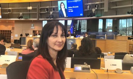 Στήριξη της νησιωτικότητας στην ευρωπαϊκή πολιτική για τις «πράσινες μεταφορές» ζήτησε η Έλενα Κουντουρά από την υποψήφια Επίτροπο Μεταφορών, κ. Valean