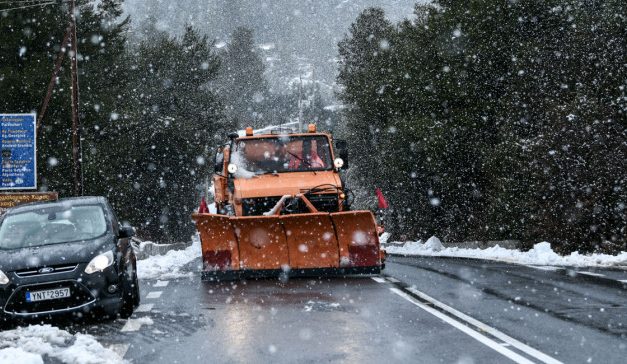 Συνεχίζεται η επέλαση της “Ζηνοβίας”: Χιόνια, χαμηλές θερμοκρασίες και προβλήματα