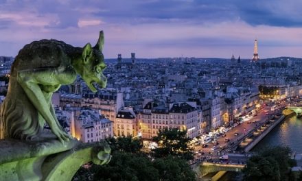 Κλείνουν καφέ και μπαρ στο Παρίσι για τον περιορισμό του κορονοϊού