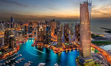 Τα Ηνωμένα Αραβικά Εμιράτα εκδίδουν νέα, πενταετή τουριστική βίζα για όλες τις εθνικότητες