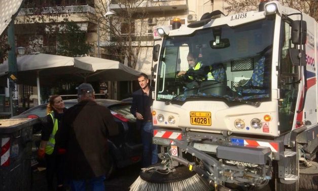 Μεγάλη επιχείρηση καθαριότητας από τον Δήμο Αθηναίων στην Κυψέλη. Κώστας Μπακογιάννης: Δράσεις για πόλη  καθαρή από τον μεγαλύτερο δρόμο ως το πιο μικρό πεζοδρόμιο