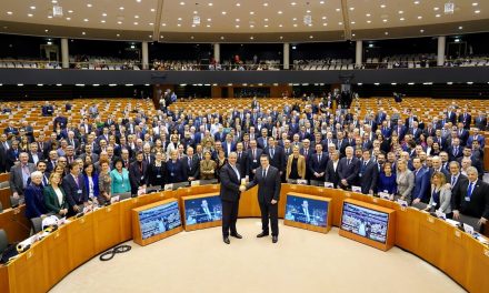 Α. Τζιτζικώστας: «Προτεραιότητά μου να φέρουμε την Ευρώπη πιο κοντά στους πολίτες» – Ο Περιφερειάρχης Κεντρικής Μακεδονίας πρώτος Έλληνας Πρόεδρος της Επιτροπής των Περιφερειών της Ευρωπαϊκής Ένωσης