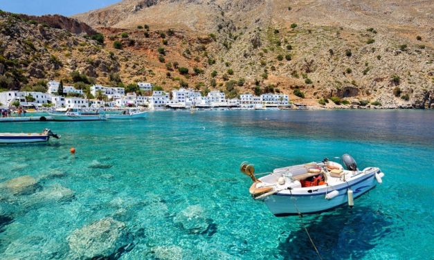 Τα καλύτερα Ελληνικά νησιά για γαμήλια ταξίδια