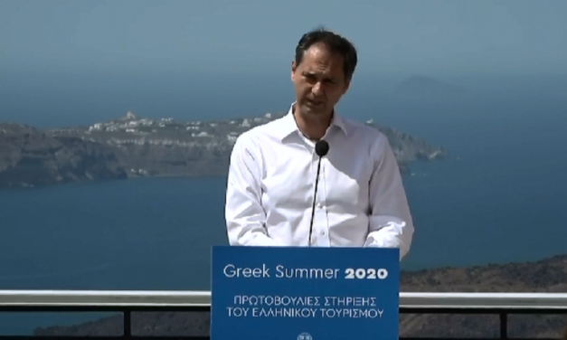 Συνέντευξη Τύπου του υπουργού Τουρισμού κ. Χάρη Θεοχάρη στη Σαντορίνη για το άνοιγμα του τουρισμού