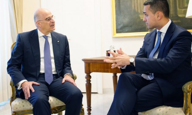 Ρώμη σε Αθήνα: Να δεχθεί η Ελλάδα Ιταλούς τουρίστες, ή κλείνουμε και εμείς σύνορα