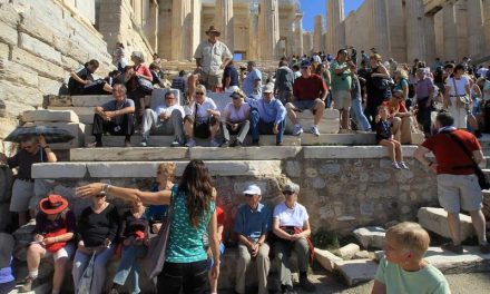 ΠΟΞΕΝ: Πολίτες δεύτερης κατηγορίας οι ξεναγοί της Ελλάδας!