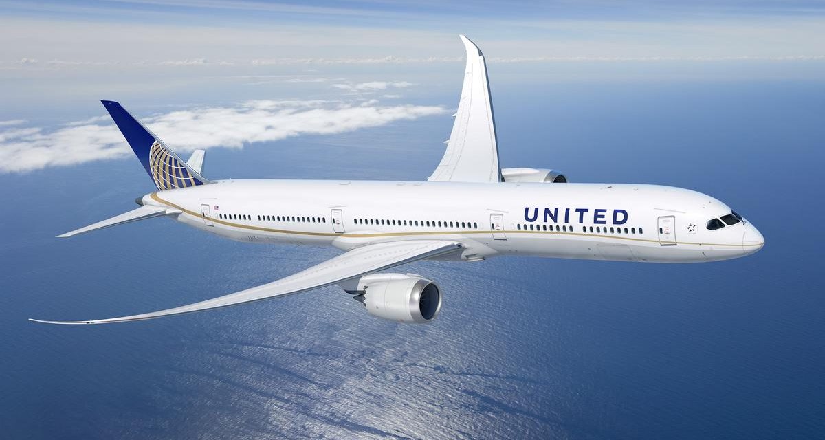 To 50% του προσωπικού θα απολύσει η United Airlines
