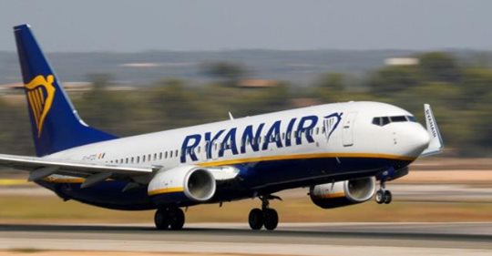 Αναγκαστική προσγείωση αεροπλάνου της Ryanair στο αεροδρόμιο “Μακεδονία”