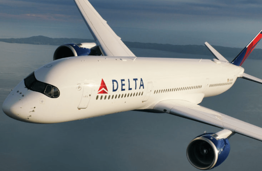 Delta Air Lines : Υποχρεωτικός εμβολιασμός κατά της Covid-19 για νέες προσλήψεις