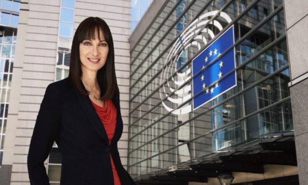 Koυντουρά προς Κομισιόν: “Aντιμετωπίστε το χάος στα ταξίδια και τις μεταφορές στην ΕΕ με ενιαίους κανόνες για όλους”