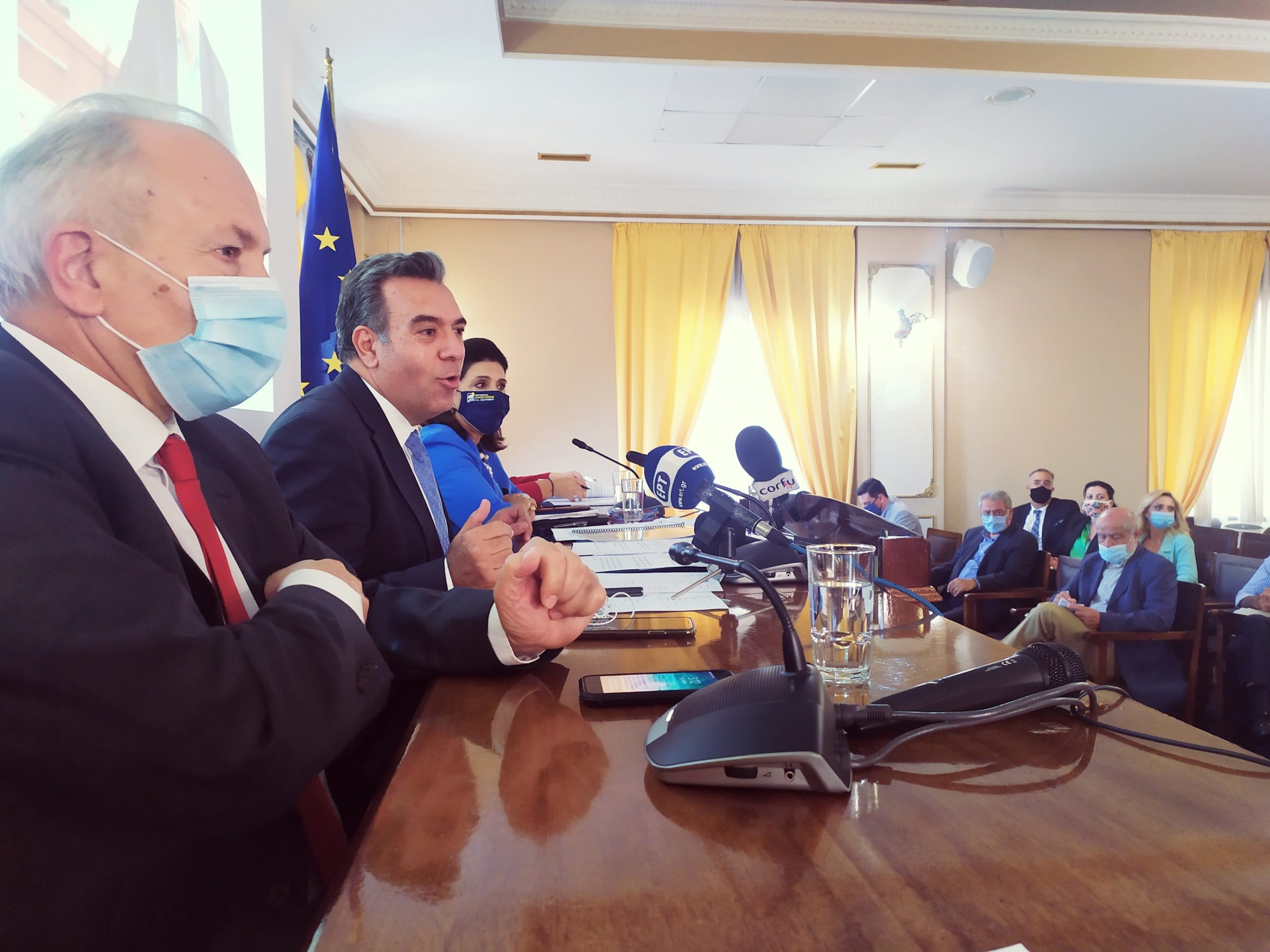 ΜΑΝΟΣ ΚΟΝΣΟΛΑΣ: «Η προτεραιότητά μας είναι η στήριξη επιχειρήσεων και εργαζομένων και ο σχεδιασμός της επόμενης μέρας στον τουρισμό»