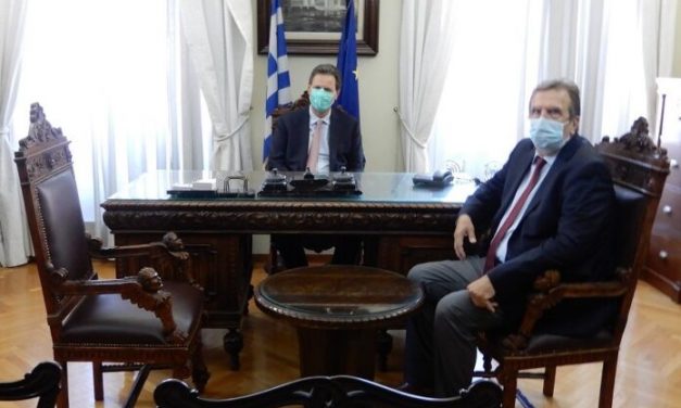 Την ανάγκη θεσμοθέτησης του ακατάσχετου επιχειρηματικού λογαριασμού επαναφέρει η ΕΣΕΕ