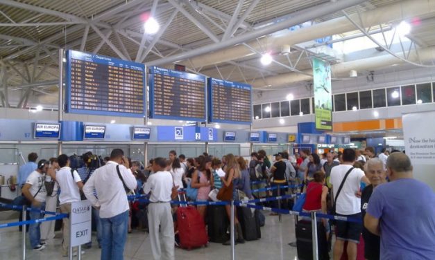 ΙΝΣΕΤΕ   μελέτη με θέμα «Διεθνείς Αεροπορικές Αφίξεις: 2018 και 2019, Ανάλυση κύριων χωρών Β΄ Μέρος» τα βασικά ευρήματα έχουν ως εξής: