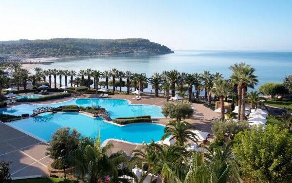 Δύο διακρίσεις για το Sani Resort στα World Travel Awards 2020