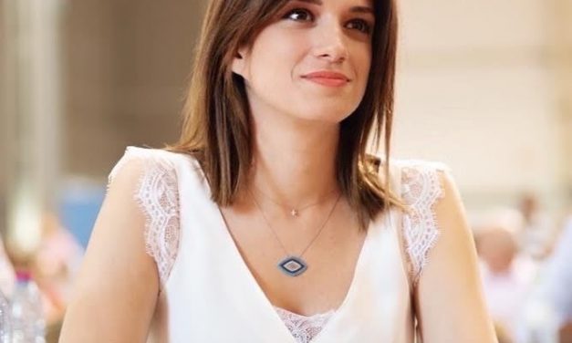 “Για το καλό του Ελληνικού Τουρισμού και Πολιτισμού  Ξεναγοί και Τουριστικοί Συνοδοί πρέπει να στηριχτούν” Ανακοίνωση της Τομεάρχη Τουρισμού της ΚΟ ΣΥΡΙΖΑ-ΠΣ και Βουλευτή Α’ Θεσσαλονίκης Κ. Νοτοπούλου