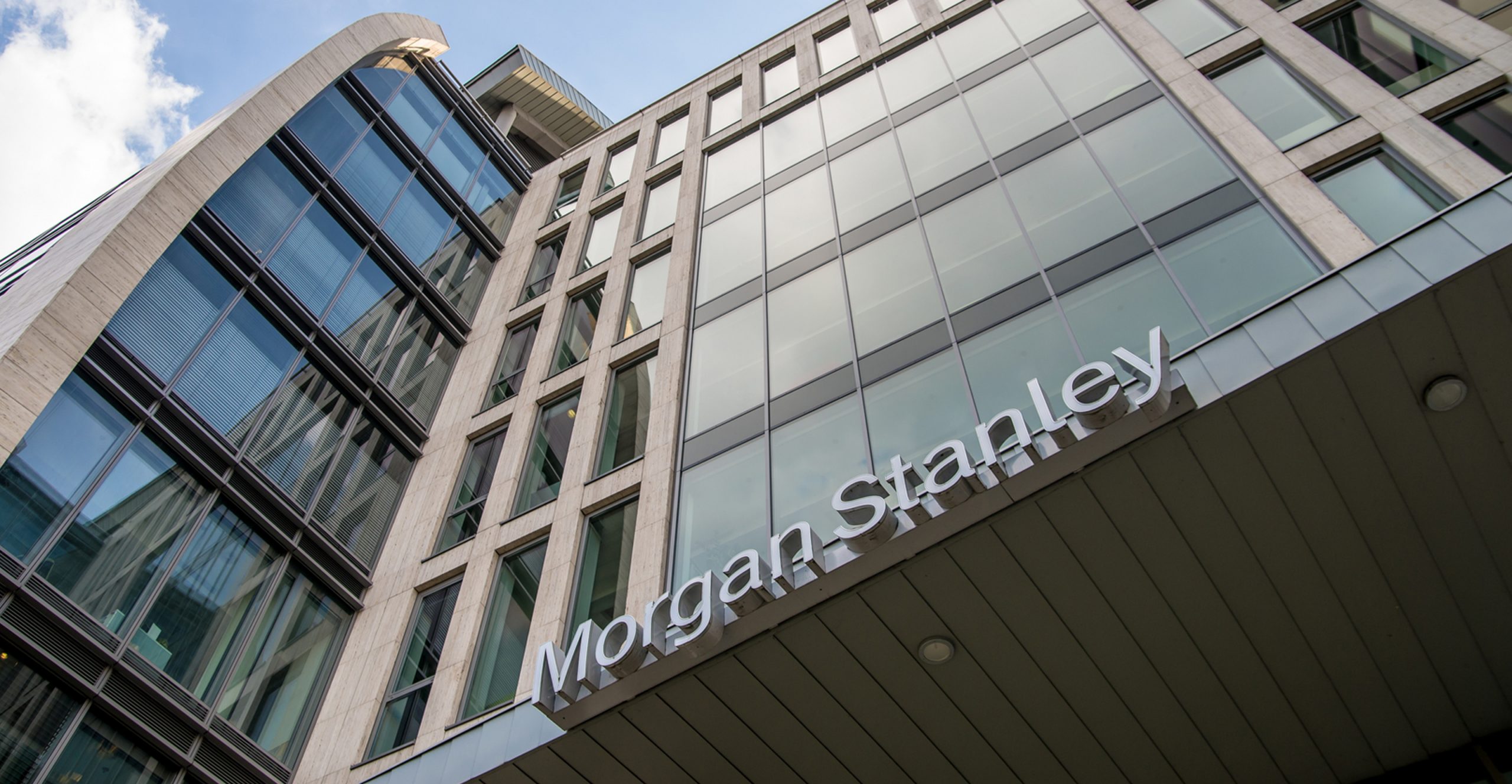 «Καμπανάκι» από την Morgan Stanley και για τη φετινή τουριστική σεζόν στην Ευρώπη – Δυσάρεστες προβλέψεις για το ελληνικό ΑΕΠ