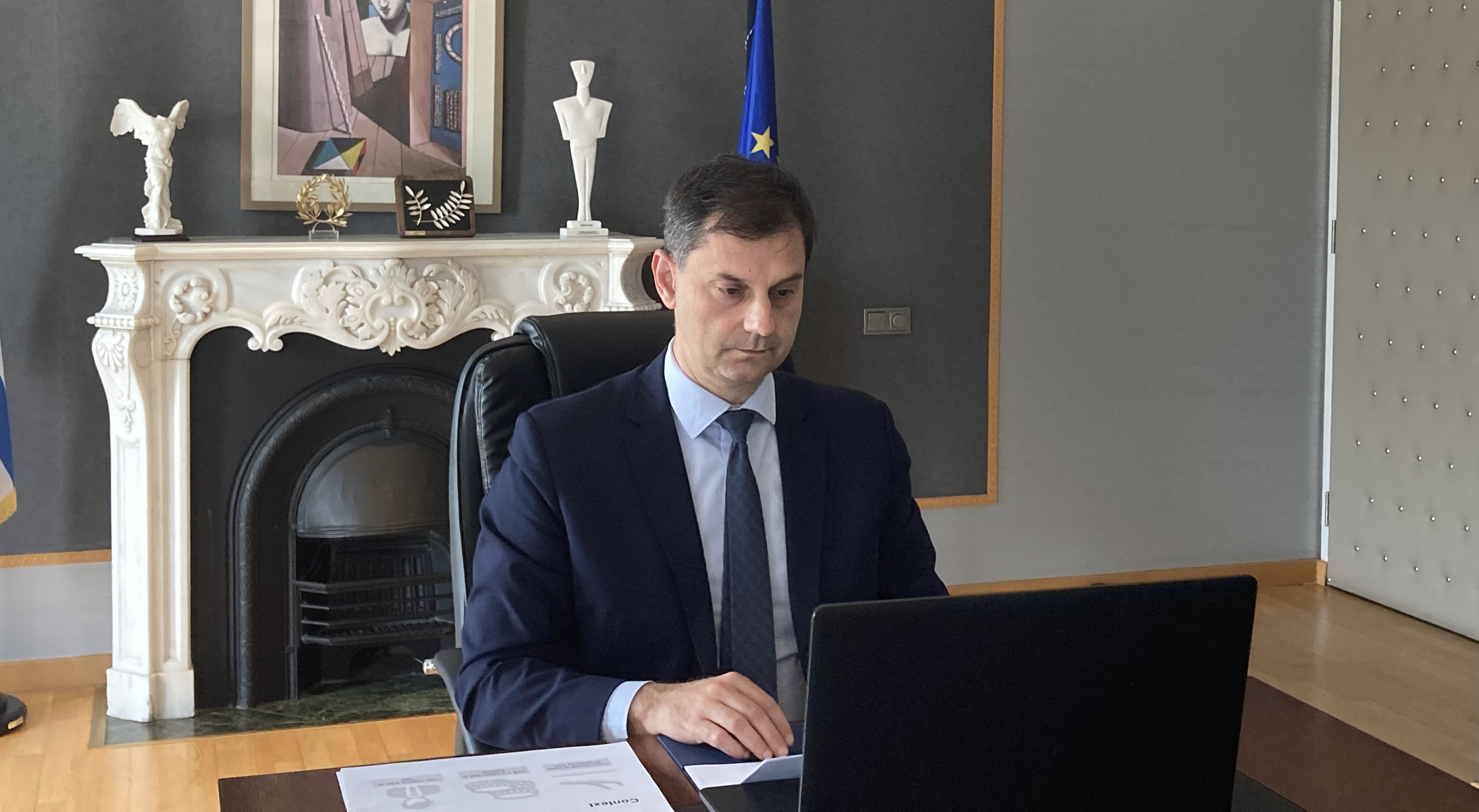 Στη Μόσχα ο Θεοχάρης ενόψει του ανοίγματος του τουρισμού