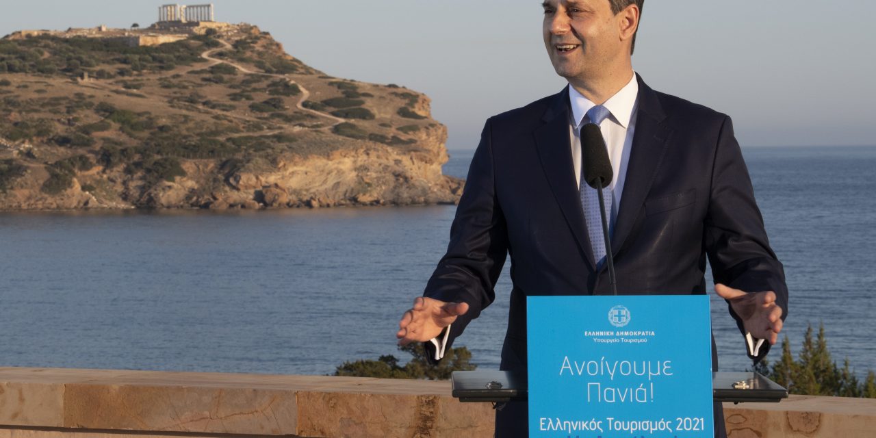 «Ανοίγουμε Πανιά»: Η συνέντευξη Θεοχάρη για την επανεκκίνηση του Ελληνικού Τουρισμού