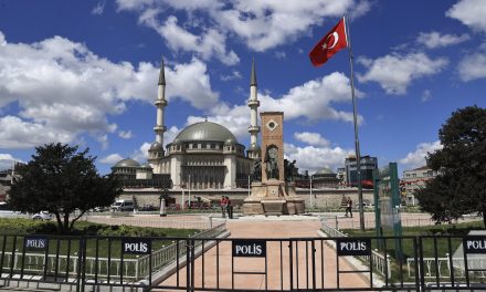 Η Τουρκία θα ζητήσει το άνοιγμα των ταξιδιών από το Ην. Βασίλειο