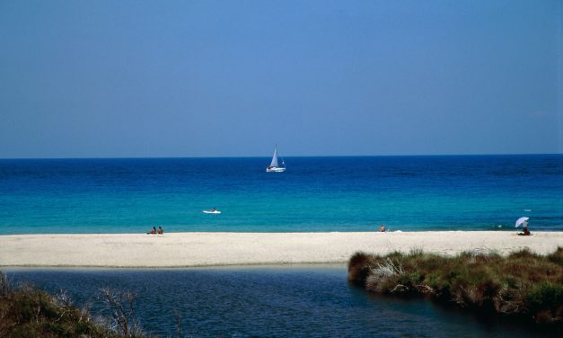 Βρετανία: Στο πορτοκαλί Ελλάδα και Ισπανία για όλο το καλοκαίρι;