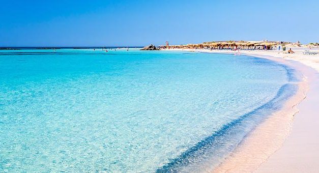 Luxury vacation: Τρία ελληνικά νησιά στη λίστα με τους παραδεισένιους προορισμούς