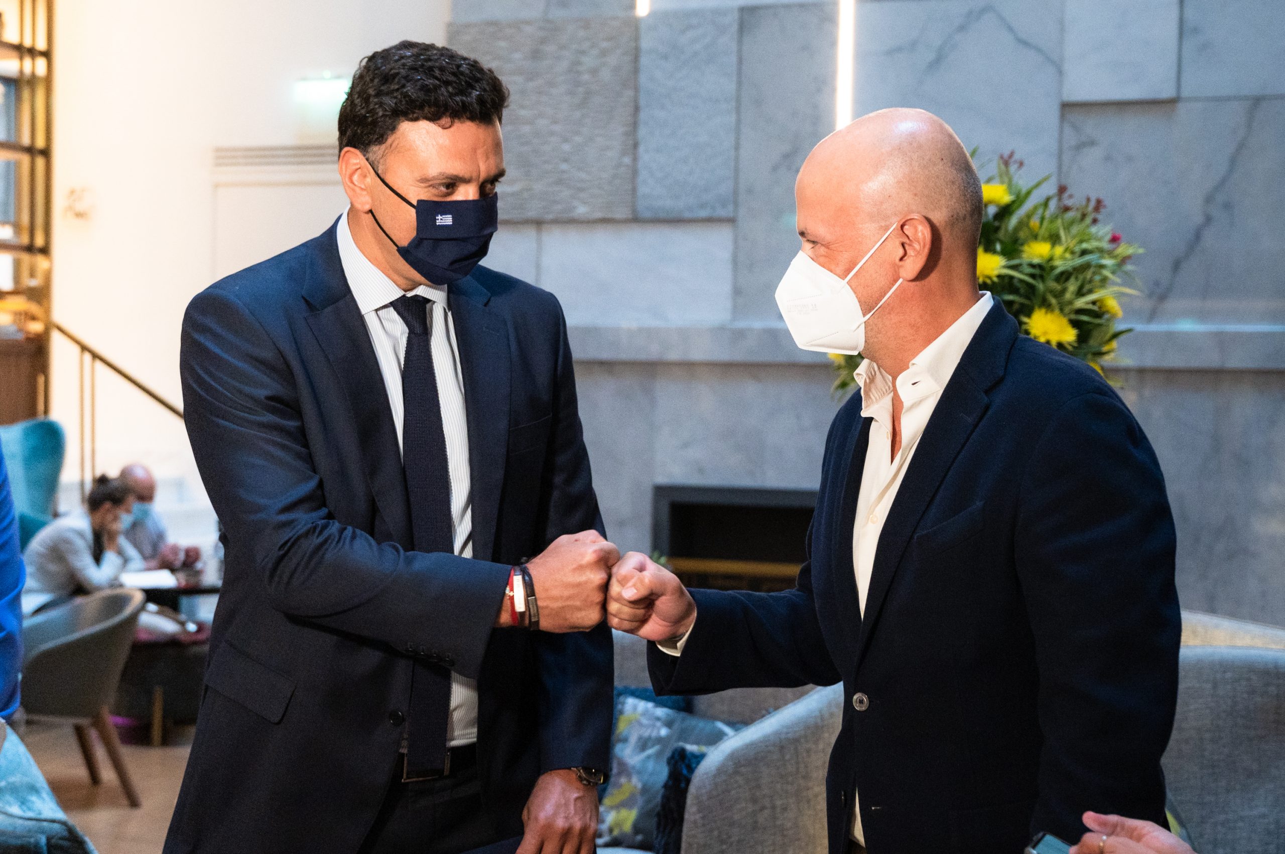 Στο τραπέζι οι πρωτοβουλίες επέκτασης της σεζόν στη συνάντηση Κικίλια με ΣΕΤΕ