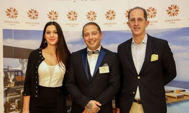 Angsana Corfu: Εγκαίνια της έκθεσης In the Heart of Fantasy