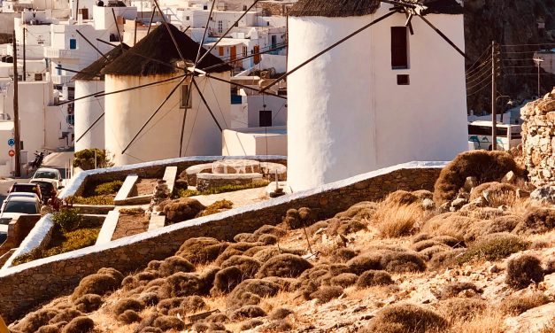 Ας ενθαρρύνουμε το slow travel για να σταματήσουμε τον μαζικό τουρισμό!