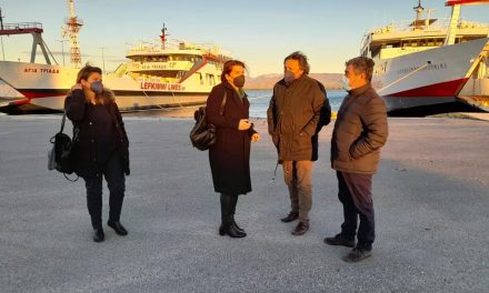 Επίσκεψη Αυλωνίτη στο Λιμάνι της Λευκίμμης