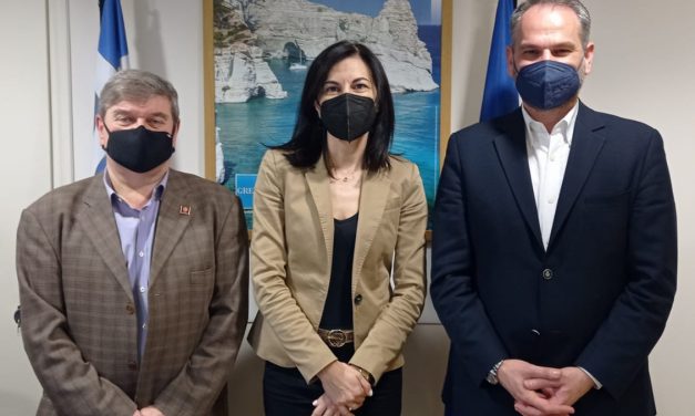 Συνάντηση για τον ρόλο της ΤΑ στον τουρισμό