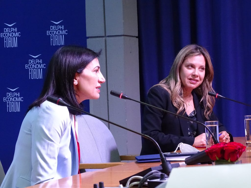 H Ολυμπία Αναστασοπούλου στο 7ο Οικονομικό Φόρουμ των Δελφών
