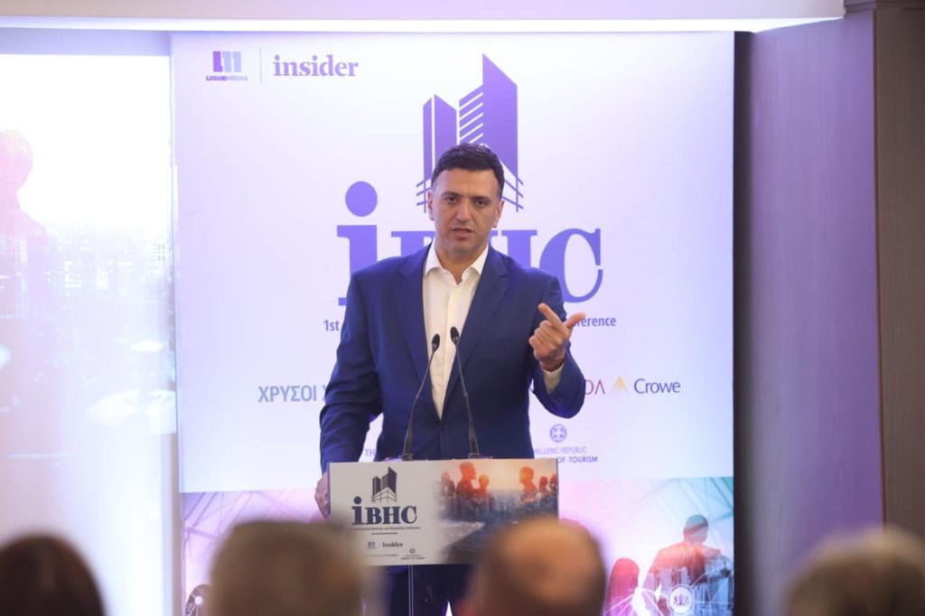 Βασίλης Κικίλιας: Επανεκκίνηση της πτήσης Αθήνα-Βοστώνη, έπειτα από τρεις δεκαετίες