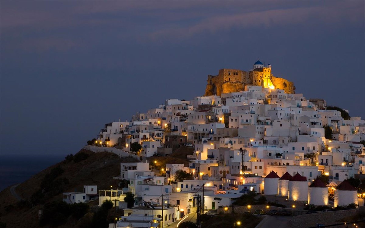 Η Αστυπάλαια διεθνής πόλος έλξης